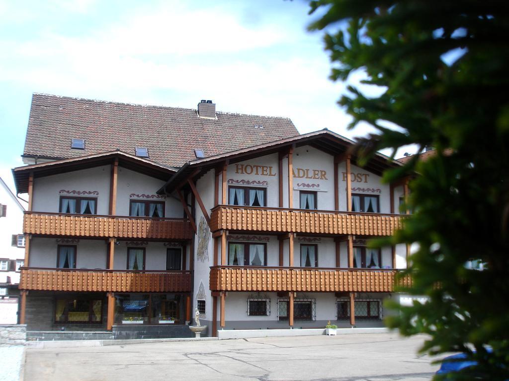 Adler Post Hotel Lenzkirch Buitenkant foto