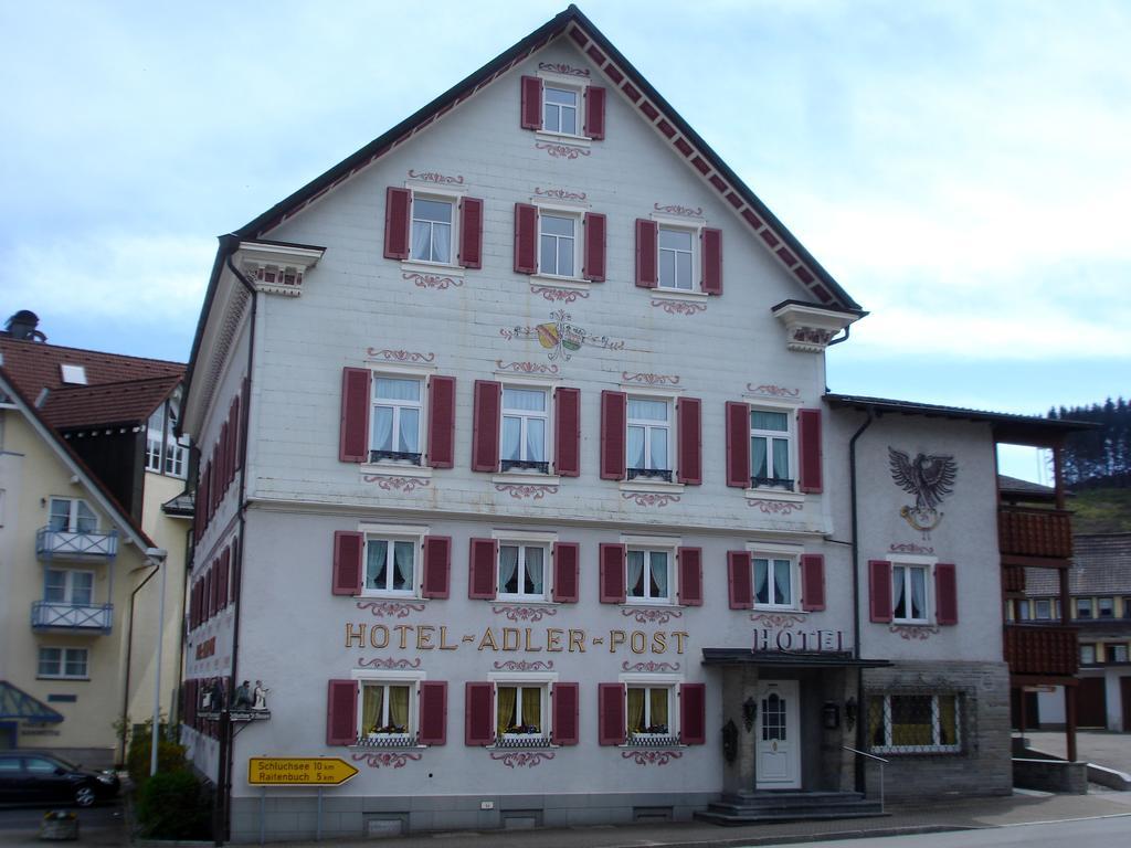 Adler Post Hotel Lenzkirch Buitenkant foto